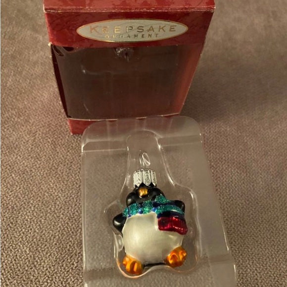 Hallmark Hand-Blown Glass Ornament Li'l Roly-Poly Penguin - Picture 2 of 7